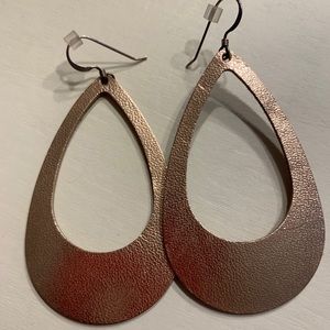 Nickel & Suede Rose Gold cut out earrings